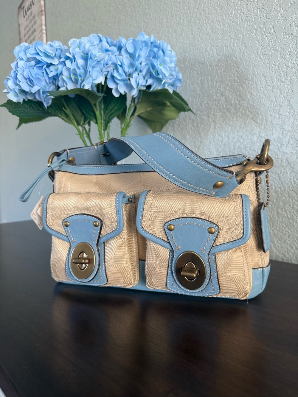 Coach Legacy 65th Anniversary Beige and Blue Shoulder Bag with Turn Lock Pockets - Picture 8 of 8
